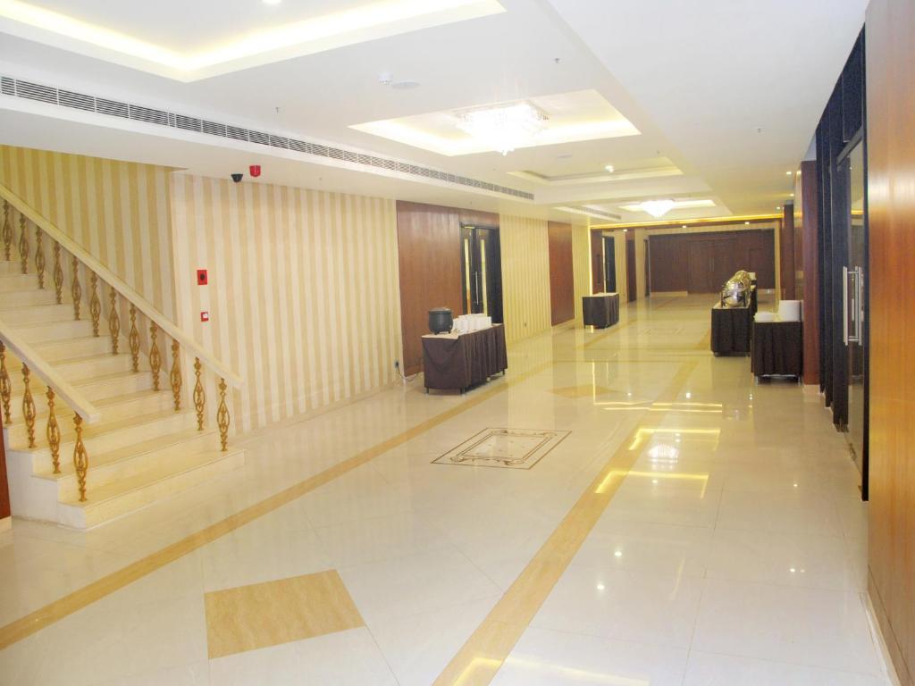 Fortune Select Grand Ridge, Tirupati - Member Itc Hotels' Group Esterno foto Interior of the hotel